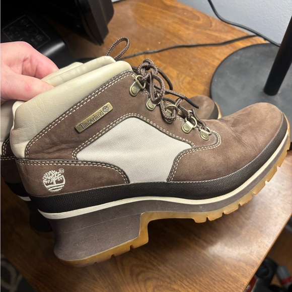 Timberland Brown and Cream Boots - Picture 5 of 6